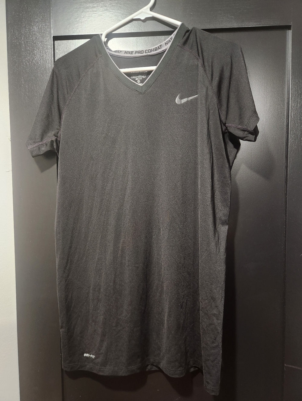 Nike Women’s Black Short-Sleeve Dri-FIT V-Neck Tee